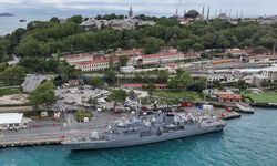 TCG Fatih-Fırkateyn Gemisi, Sarayburnu Limanı’nda ziyarete açıldı