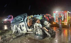 Uşak’ta 7 aracın karıştığı zincirleme kaza: 4 ölü 17 yaralı