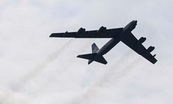 ABD’de B-52 bombardıman uçağı düştü