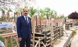Başkan Altay: "150 milyon lira maliyetle yayalar ve bisiklet kullanıcıları için 2 yeni üst geçit yapıyoruz"