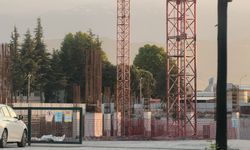 Fabrika inşaatında iş kazası: 1 yaralı