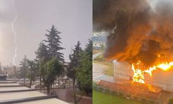 Kastamonu’da alev alev yanan jimnastik salonuna yıldırımın düşme anı kamerada