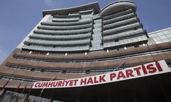 CHP, İstanbul’da 7 ilçe başkanı ve yönetimini görevden aldı