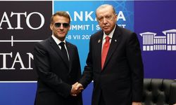 Cumhurbaşkanı Erdoğan, Macron ile Fransa’ya selam gönderdi