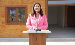 Edirne Belediye Başkanı Filiz Gencan CHP’den istifa etti. Yeni Parti’ye katıldığını açıkladı.