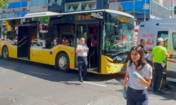 Fatih’te İETT otobüsü ile ambulans çarpıştı: 3 yaralı
