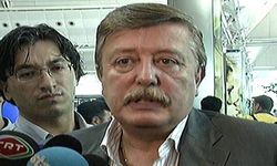 Gazeteci Aziz Üstel İzmir’de hayatını kaybetti