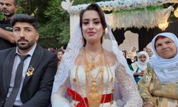 İki gece iki gün süren düğünde 35 koyun kesildi, 6 milyon lira takı takıldı