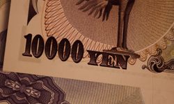 Yen’in Tarihi Çöküşü: Tokyo’nun Müdahale Hamleleri ve Küresel Etkiler