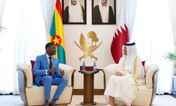 Al Thani, Grenada Başbakanı Mitchell ile bir araya geldi