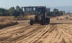 Aydın'da yol yapım ve bakım çalışmaları 17 ilçede sürüyor