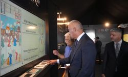 Bakan Ersoy, Fatih'in 555 yıllık ilim mirasını anlatan müzeyi ziyaret etti