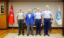 Başkan Büyükkılıç, görev sürelerini tamamlayan komutanları ağırladı