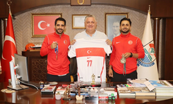 Başkanı Gürel Yalovalı sporcular ile bir araya geldi