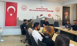 Batman'da evlilik hazırlığındaki gençlere eğitim verildi