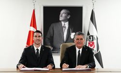 Beşiktaş, Dusan Vlahovic ile 3 yıllık sözleşme imzaladı