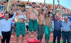 Bursa Büyükşehir Belediyesporlu güreşçilerden 8 madalya ve 2 kupa