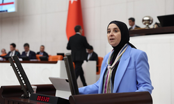 Esen: Gençler geleceğini Türkiye'de kuracak