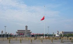 Eski Çin Başbakanı Zhu Rongji son yolculuğuna uğurlandı