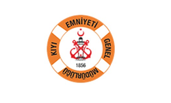 Fethiye açıklarında sürüklenen tekne kurtarıldı