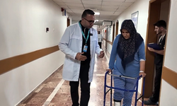 Genç hastaya kalça protezini ertelemek için damarlı fibula grefti uygulandı