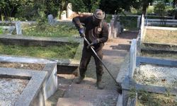 Giresun Belediyesi'nden mezarlıklarda temizlik çalışması