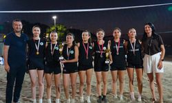Giresun'da plaj voleybol turnuvası tamamlandı