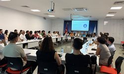 İzmir'de konut tipi çatı GES başvuruları için ortak yol haritası oluşturuldu