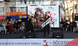 İzmit'te 30 Ağustos Zafer Bayramı etkinliklerle kutlandı