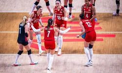 Kadın Voleybol Millî Takımı yarı finale lider yükseldi