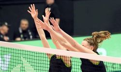 Kadın Voleybol Millî Takımı yarı finale lider yükseldi