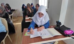 KAYMEK'te yetişkinlere yönelik okuma yazma kursu