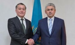 Kazakistan Dışişleri Bakanlığı ile KAZENERGY enerji diplomasisini görüştü