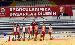 Kepez'de spor dolu yaz tatili