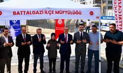 Malatya'da İnci Cömert Camii'nin temeli dualarla atıldı