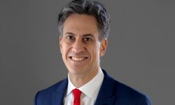 Miliband: Endonezya'daki depremden etkilenen tüm insanların düşüncelerimle yanındayım