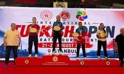 Naz Kayadere, Turkish Open Karate Turnuvası'nda şampiyon oldu