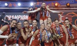 OPET Voleybol Milli Takımlarının enerjisine Şebnem Ferah ile 'durma' diyor