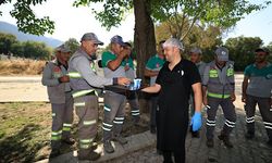 Pamukkale'de saha çalışanlarına limonata ikram edildi