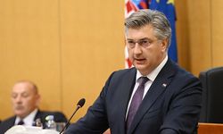 Plenkovic: Bin 725 kayıp kişiye saygı duruşunda bulunuyoruz