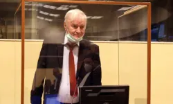 Srebrenitsa Soykırımının Katil Lideri Ratko Mladiç, Lahey’de Öldü