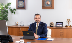 Turkcell 5G ve ağ dilimleme ile robotik cerrahi işlemi