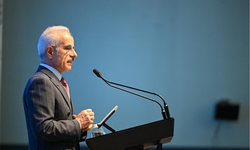 Uraloğlu: Kalkınma Yolu hayata geçtiğinde Hürmüz Boğazı'ndaki yük azalacak