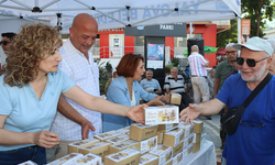 Yalova'da Miraç Kandili dolayısıyla kandil simidi dağıtıldı