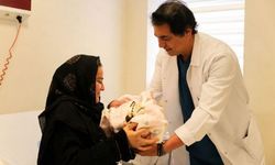Yedi başarısız tüp bebek denemesinin ardından gelen mucize bebek
