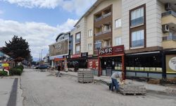 Yenişehir'de tahrip olan parkeler yenileniyor
