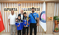 Başdeğirmen, başarılı güreşçileri kabul etti