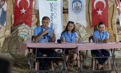 Başkan Tugay, geleceğin şehir plancılarıyla buluştu