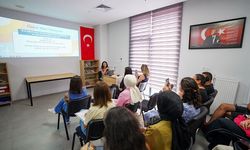 Beylikdüzü'nde ebeveynlere 'Okula Uyum ve Oryantasyon Süreci' semineri