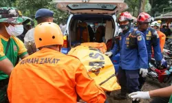 Endonezya'da deprem